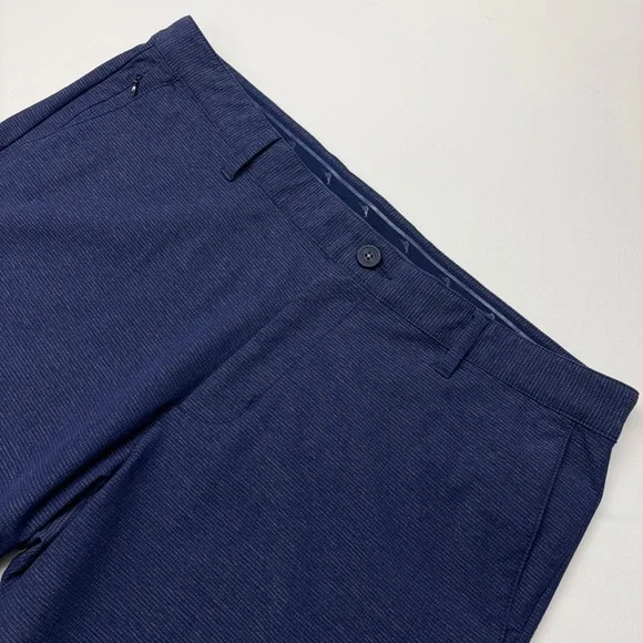 Tommy Bahama Men's Chip Shot Short IslandZone 10" Shorts Blue Size 36 - Picture 3 of 7